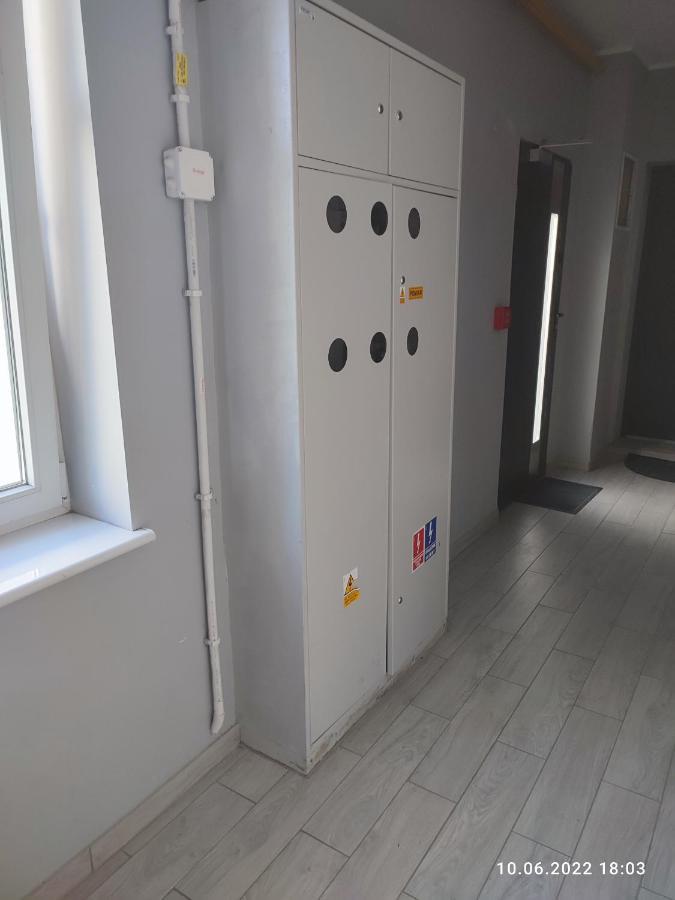 Apartament Nadolnik Bezplatny Parking Klucze W Skrytce Rachunek Poznań Exterior foto